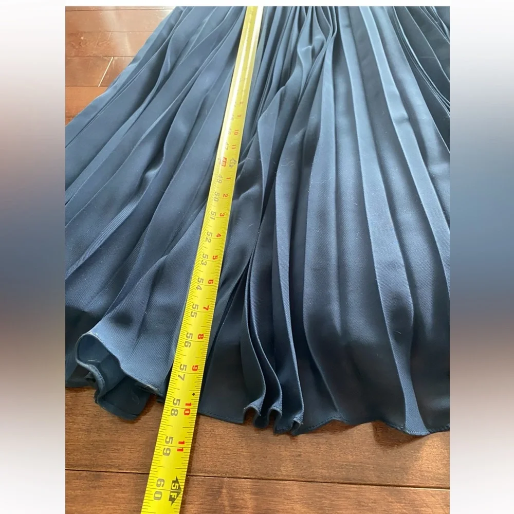 JJ’s House A-Line V-neck Floor-Length Chiffon Bridesmaid Dress Dark navy blue - Picture 12 of 13